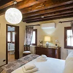 Ca' Del Pope Apartmanhotel 4*