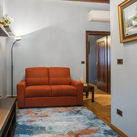 Ca' Del Pope Apartmanhotel 4*