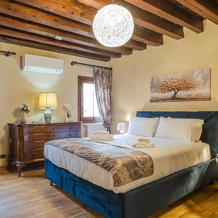 Ca' Del Pope Apartahotel 4*